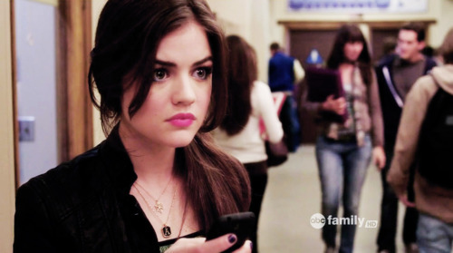 Aria Montgomery Hair Up