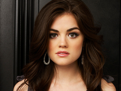 Aria Montgomery Hair Up