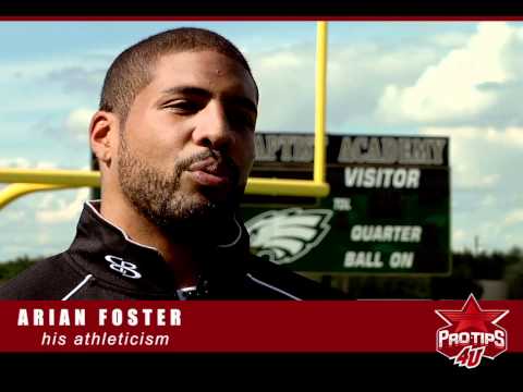 Arian Foster Bows To Show Respect