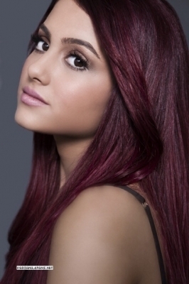 Ariana Grande 2012 Hair