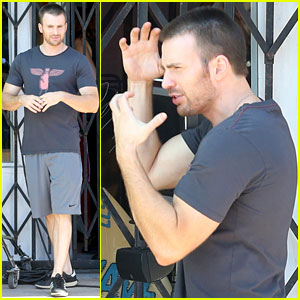 Chris Evans Actor Girlfriend 2012