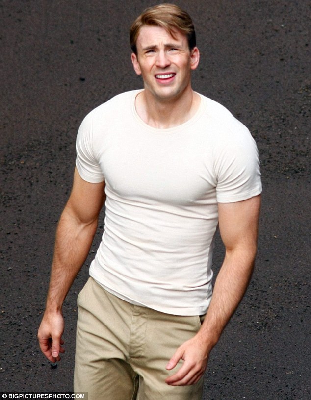 Chris Evans Captain America Hairstyle