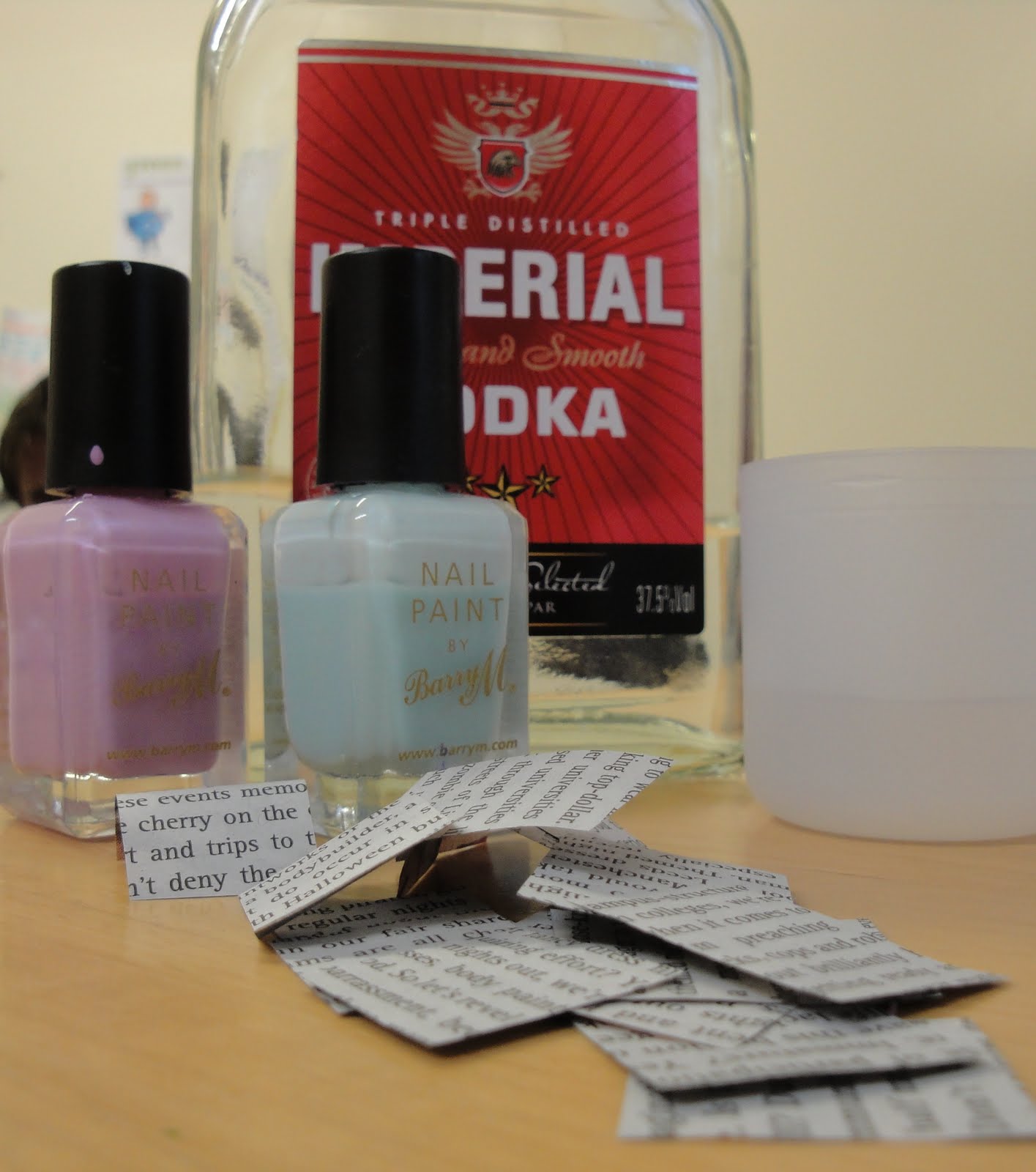 How To Do Newspaper Nails With Vodka