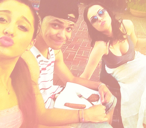 Justin Bieber And Ariana Grande Tumblr