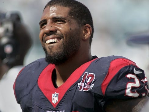 Why Does Arian Foster Bow